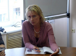 Елизавета Громова после «взятки» ушла на больничный