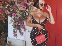 Иностранцы поразились размером форм воронежской модели 