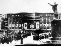 Опубликовано расписание реконструкции парада 1941 года в Воронеже