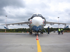 Самолет-амфибию Бе-200 показали во всей красе на воронежском аэродроме после тушения пожара