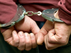 Воронежец сдал на металлолом иномарку наивной женщины 