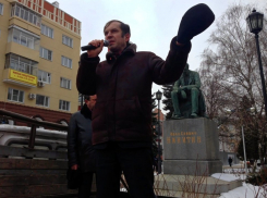 Андрей Померанцев заподозрил мэрию Воронежа в лоббировании чужих интересов в войне за домофоны 