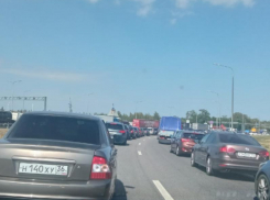 «Глухая» пробка образовалась на трассе М-4 «Дон» в сторону Москвы 