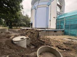 Устраняли провал, а заменили участок коллектора: как воронежские водоканальщики справились с аварией у храма в Коминтерновском районе