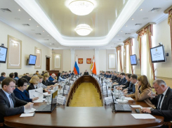 Чиновники рассказали, сколько получали бюджетники в прошлом году
