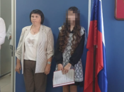  Стало известно, почему осуждённый директор продолжает руководить воронежской СОШ 