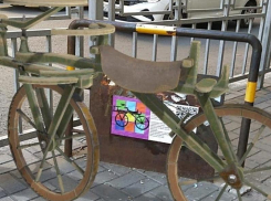 Воронежец создал в дополненной реальности старейший велосипед