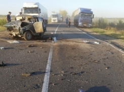 На воронежской трассе лоб в лоб столкнулись «Лада» и «Хендэ»: погибла женщина