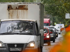 Мегапробка образовалась на левом берегу Воронежа