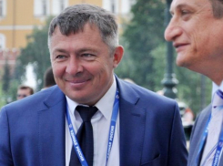 У одного из самых богатых депутатов облдумы загадочно пропала декларация о доходах