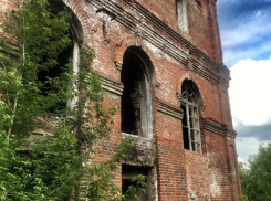 Зловещую атмосферу заброшенного завода показали под Воронежем