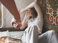 Житель Воронежской напал на бывшую жену из-за ее нового любовника