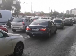 «Никто не собирается ездить по правилам»: воронежцы ожидают хаос после введения выделенок на Московском проспекте