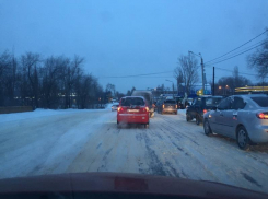 Снежный апокалипсис остановил Воронеж в девятибалльных пробках 