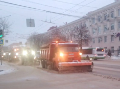 Как Воронеж встретил очередной ледяной дождь: публикуем видео