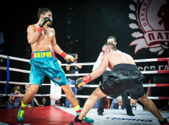  Артур «Черная Молния» сразился с чемпионом Латинской Америки в Воронеже и получил долгожданный титул