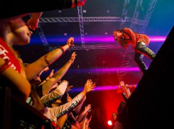 Воронежцы вместе с Little Big послали всех политиков мира