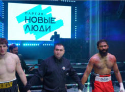 В Воронеже нокаутировали Мохаммеда Али: при поддержке «Новых людей» прошел турнир «Бои за будущее»