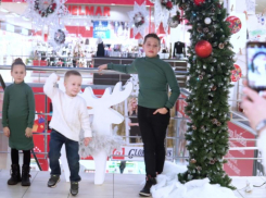 Готовимся к встрече Нового года: поднимаемся на палубу корабля, примеряем на себя роль Деда мороза, разбираем бесплатные раскраски-загадки