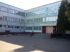 Антисанитария и холод стали причинами закрытия школьного спортзала под Воронежем