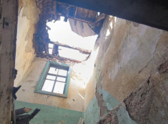 Воронежские чиновники гневят общественников, игнорируя полуразрушенные опасные руины 