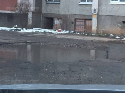 Предстоящей ночью дорожники планируют отремонтировать восемь воронежских магистралей