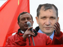 Что не поделили воронежские коммунисты Рудаков и Сухинин