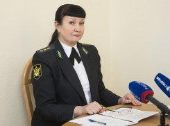 Главный воронежский пристав ушла помогать с пенсиями прокурору Шишкину 