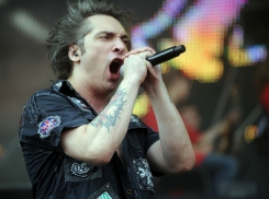 В Воронеже на памятник солисту группы Король и шут могут взять кредит