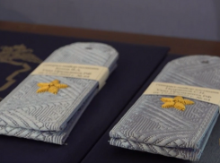 Двум воронежским полицейским вручили генеральские погоны