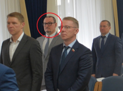 Никто не сел в Думе с отпущенным из-под домашнего ареста депутатом Кочетовым