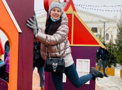 Задорные фото с площади Ленина показала дочь Юрия Хоя в Воронеже