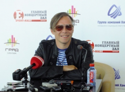 В Воронеже «Мумий Тролль» спел песни из нового альбома «SOS Матросу»