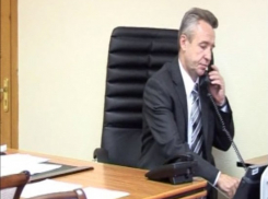 Руководителя управления строительной политики Воронежа Александра Прихожаева обыскали в рамках «трубного» дела (ВИДЕО)