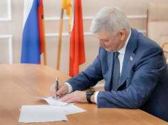 Кандидатов на пост сенатора определил воронежский губернатор Александр Гусев