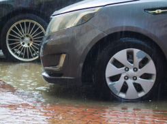 О дожде на трассе М4 «Дон» предупредили водителей в Воронежской области