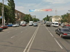 В Воронеже на 20-лет Октября автомобиль «ВАЗ» врезался в самосвал
