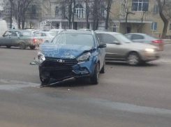 Сразу два ДТП произошло в центре Воронежа в последний рабочий день 2024 года