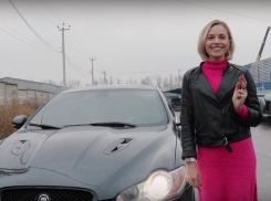 Как блондинка бесплатно починила 510-сильный Jaguar