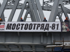 Начинали работать под пулями: как сложилась судьба «отцов» главных мостов Воронежа