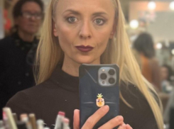 Экс-жену воронежской звезды «Кармелиты» избили в Москве 