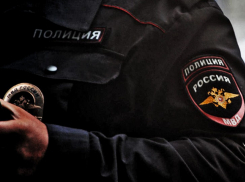 В Воронежской области девушка поставила на фиктивный учет 20 узбеков