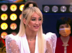 «Говорит она, а стыдно мне»: Май Абрикосов высказался о поведении Бузовой на шоу 