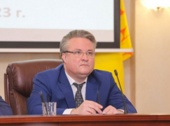 «Спасибо мужики», - мэр Воронежа поздравил коммунальщиков с их праздником