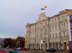 Чиновники мэрии Воронежа опросят самих себя за 94 тысячи рублей