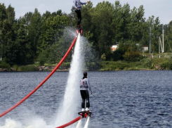 Воронежское водохранилище флайбордисты взорвут невероятными трюками