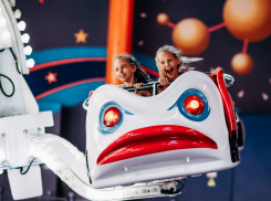 Погружение водолаза, катания на аттракционах, новые игротеки и профессии