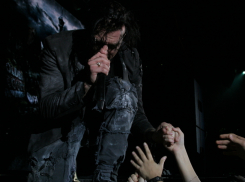  «Three days grace» в Воронеже  во время концерта выбегали со сцены 