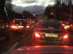 Стало известно, почему в Воронеже перекрыли съезд на улице 9 января