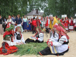 На День Святой Троицы воронежцы смогут приобщиться к славянской культуре и бесплатно отведать полевую кашу 